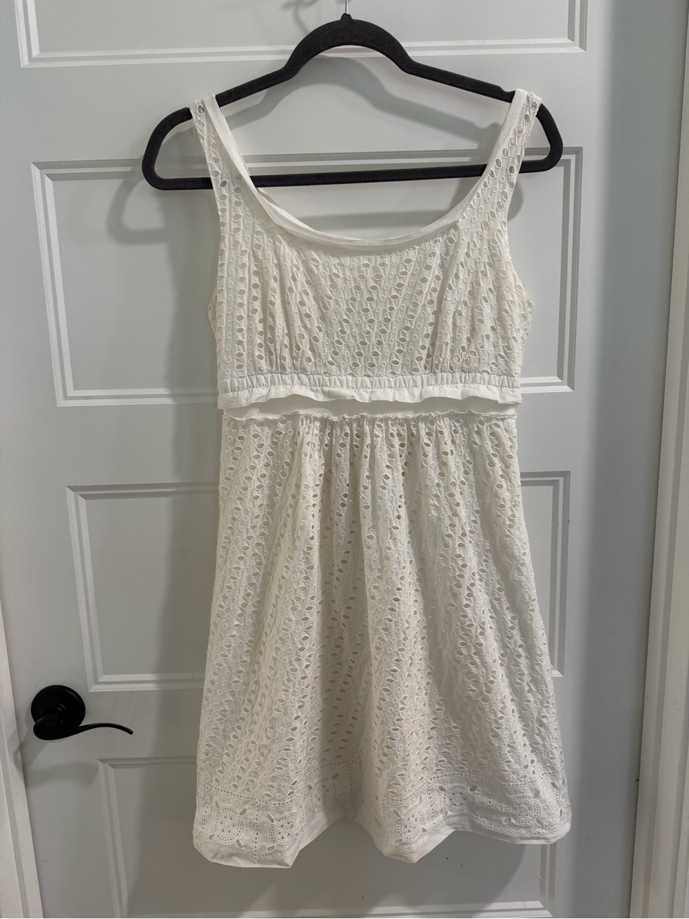 T Tahari White Eyelet Mini Dress sz 4-Summer Must Have!!
